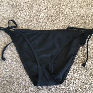 NWOT black side tie bikini bottom